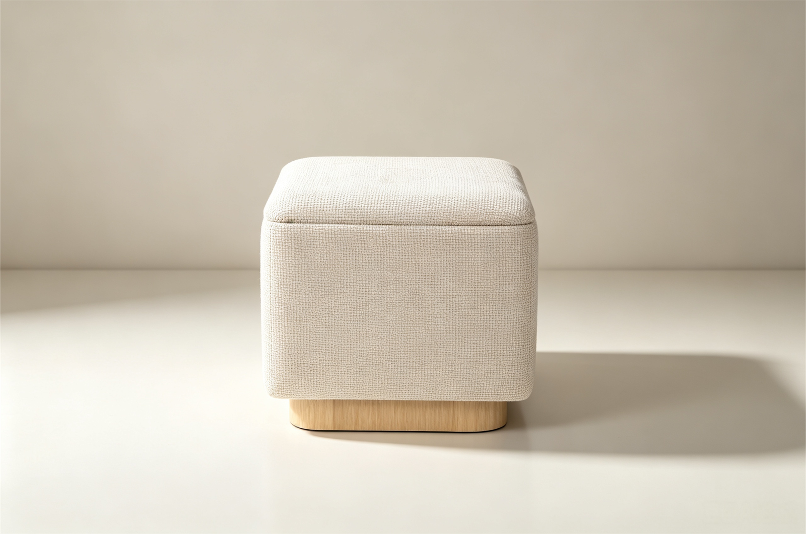 Tufted Leather Storage Stool built with Ottoman Manufacturing Cost Control